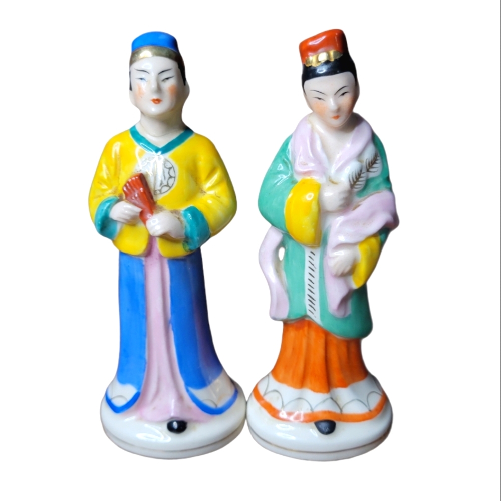 Vintage Yamaka figurines.Made in Occupied Japan